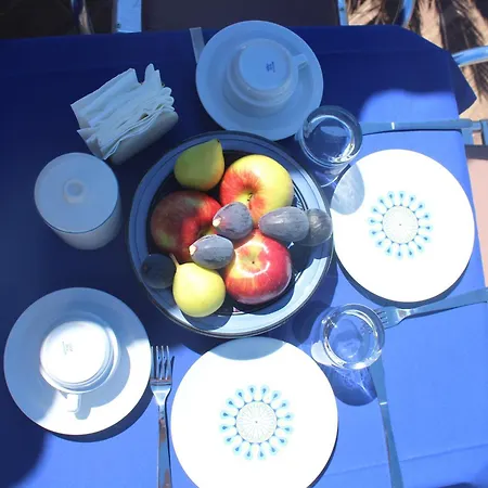 Flamingos Bed & Breakfast