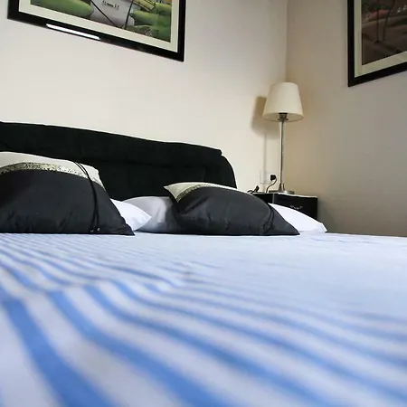 Bed & Breakfast Flamingos 3*