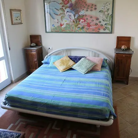 Bed & Breakfast Flamingos 3*